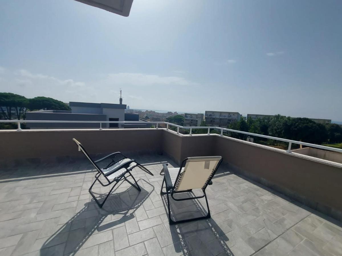 Terrazza Delle Rose Apartment Nettuno Bagian luar foto